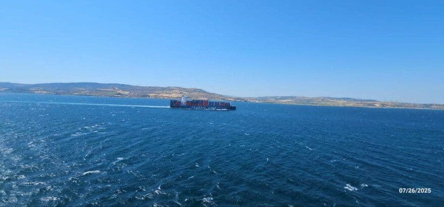 news-transit-tavayza-sovershilo-pryamoj-zahod-v-port-novorossijsk-v-ramkah-servisa-fetled-express