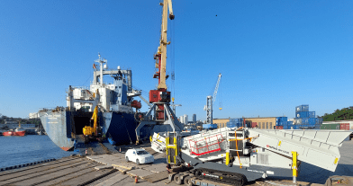 Транзит продолжает выполнять вывоз блоков и блочных поставок с использованием флэтов, Опен Топов и хайкьюб контейнеров в условиях повышенного спроса на рынке