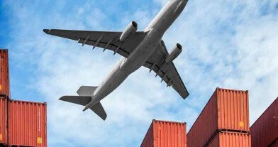 Плюсы и минусы авиаперевозок